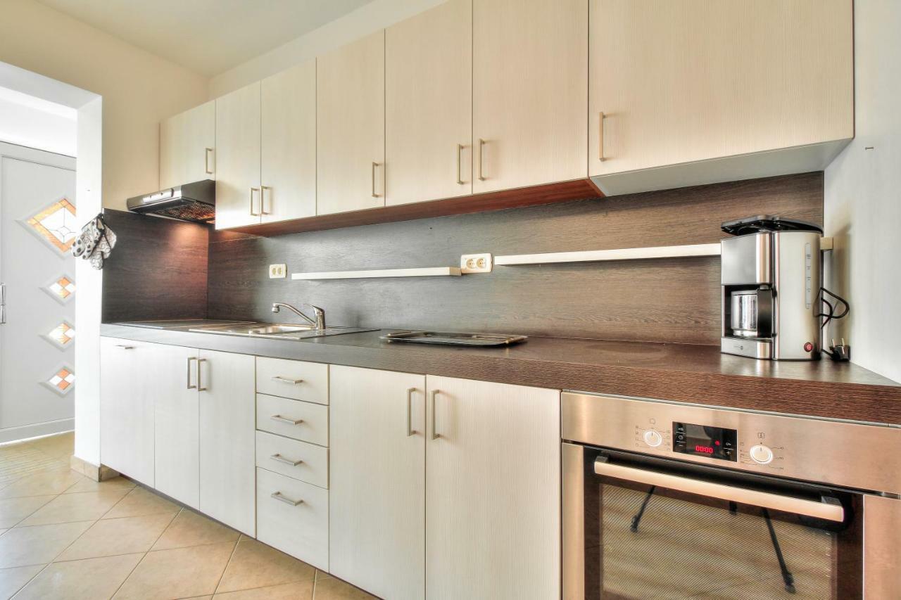Apartment Katarina Crveni Vrh Exteriör bild